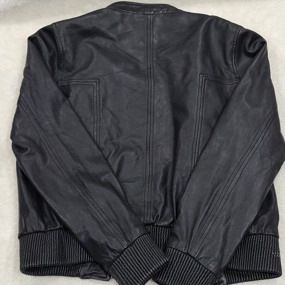 Danier Leather Woman's Jacket - Picture 3 of 6